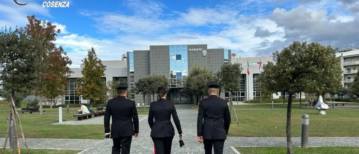 Arresti al Comune di Rende, i nomi dei 24 indagati nell’inchiesta della procura di Cosenza