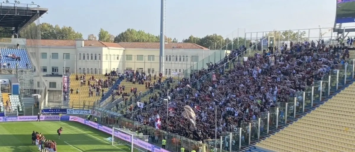 Reggina, a Venezia caccia alla vittoria esterna che manca da due mesi. E i tifosi sono da record