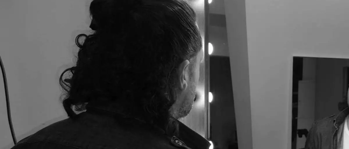 Dal successo alla crisi più nera, lo sfogo di un attore: «Ora vivo con il reddito di cittadinanza, ma non mi arrendo»