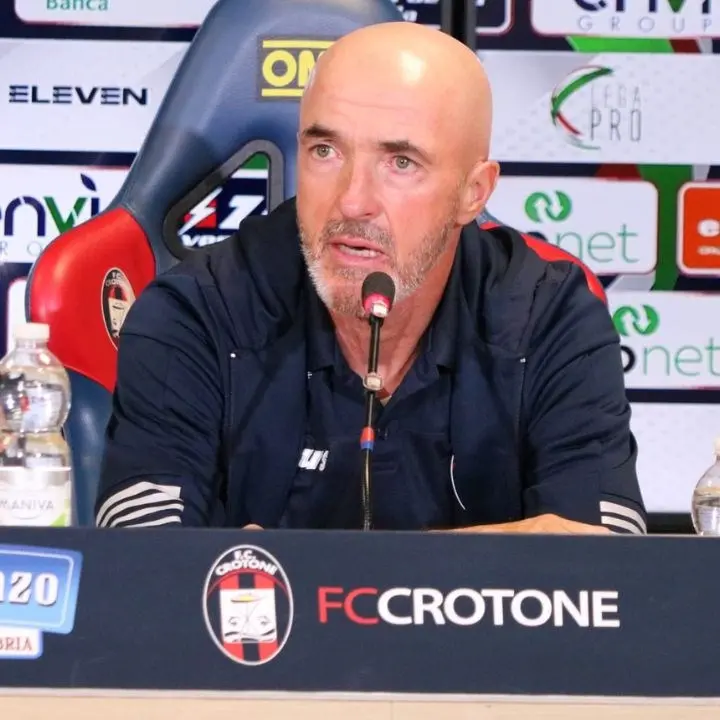 Verso Crotone-Fidelis Andria, Lerda: «Hanno gamba e fisicità ma noi non abbiamo alibi»