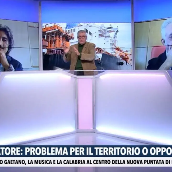 Rigassificatore a Gioia: sì, no e… nì. Auddino (M5s) contro il progetto, il sindaco di San Ferdinando nicchia