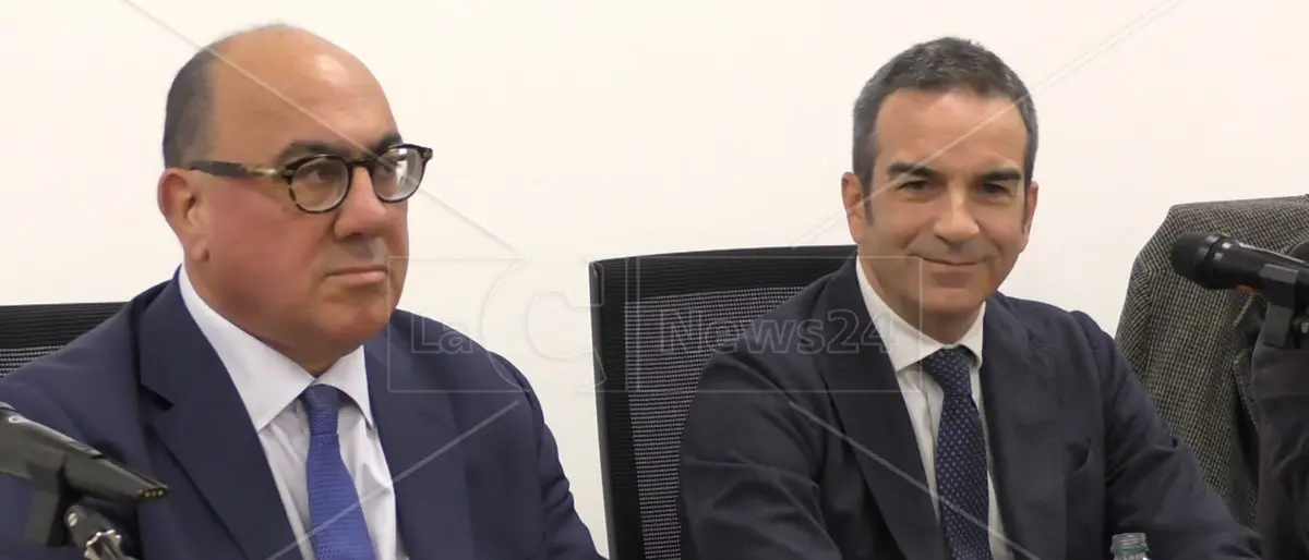 Creditori di Asp e ospedali tremano di nuovo, Occhiuto: «Parlamento blinderà legge che blocca i pignoramenti»