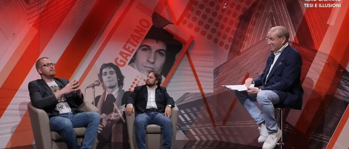 «Rino Gaetano? Banale, non è un vero calabrese», e in trasmissione scoppia il caos. Poi il colpo di scena…