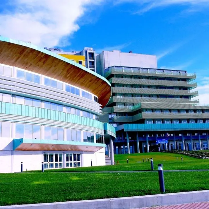 Il polo oncologico di Catanzaro verso il fallimento definitivo: trascinato a fondo da debiti per 100 milioni