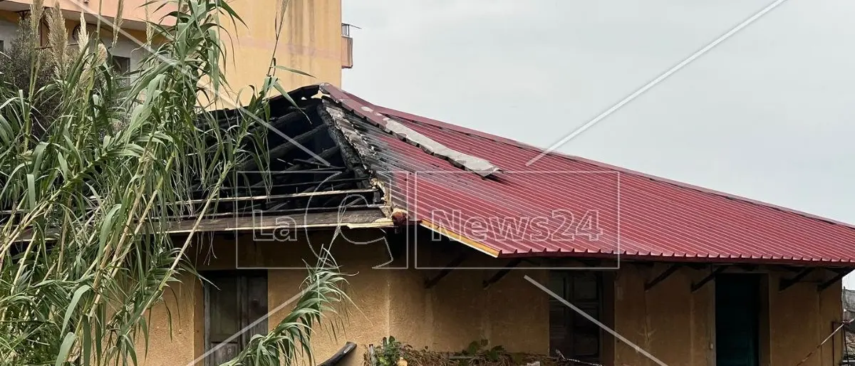 Esplosione Bagnara, operato al Gom il 40enne rimasto ferito: le sue condizioni restano gravi
