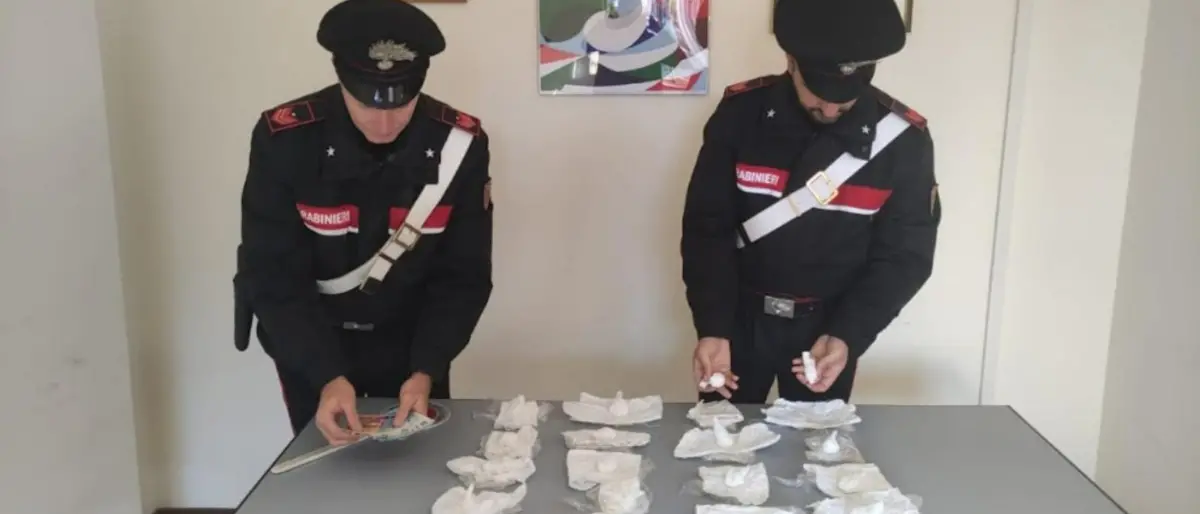 Girifalco, in auto con 20 dosi di cocaina: arrestato 36enne