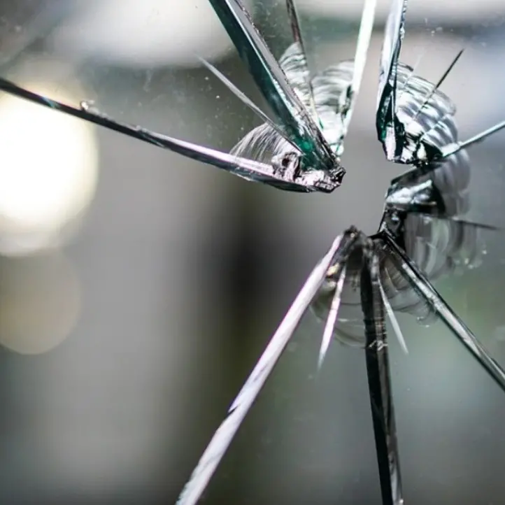Reggio, danneggiato bus dei tifosi siciliani durante la sfida Viola-Orlandina: la società neroarancio prende le distanza