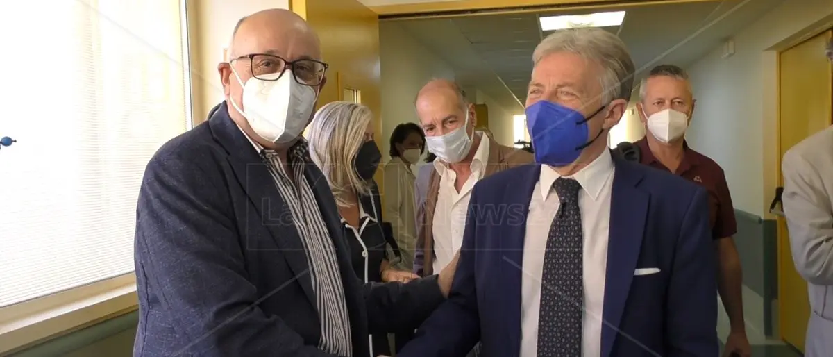 Fusione tra ospedali a Catanzaro: previsti 855 posti letto, nuovi reparti e pronto soccorso a Germaneto