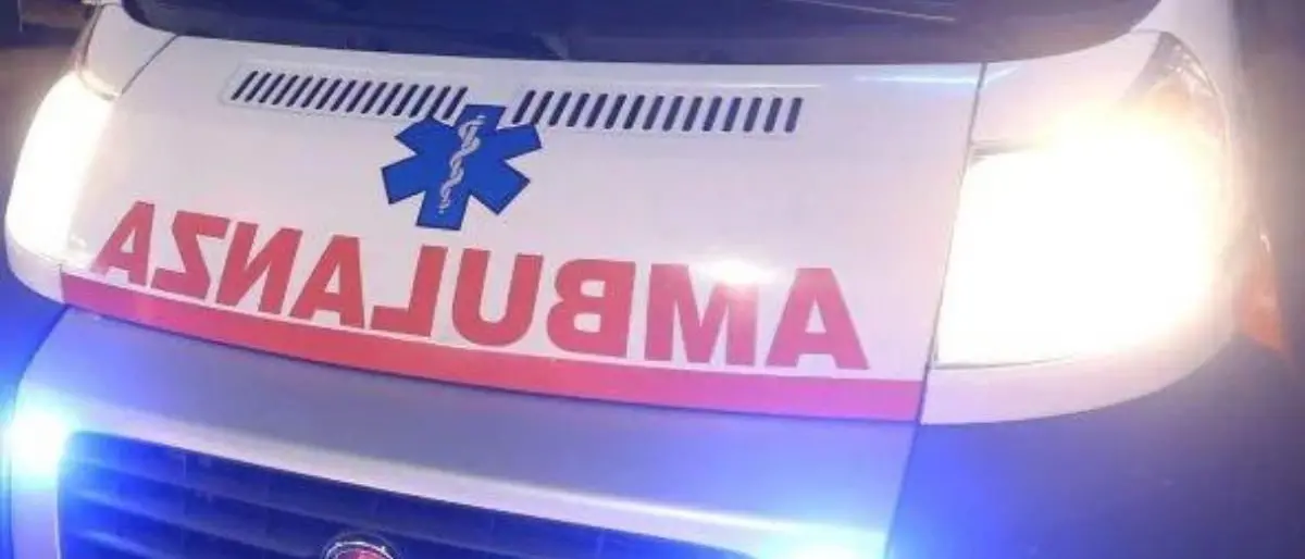 Tragico incidente vicino Roma, auto si schianta contro un albero: morte due 20enni