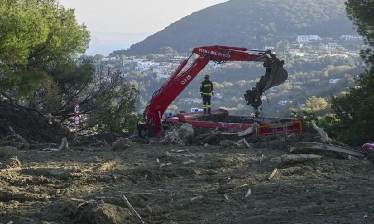 Frana di Ischia, a Casamicciola individuati i corpi di due degli ultimi quattro dispersi