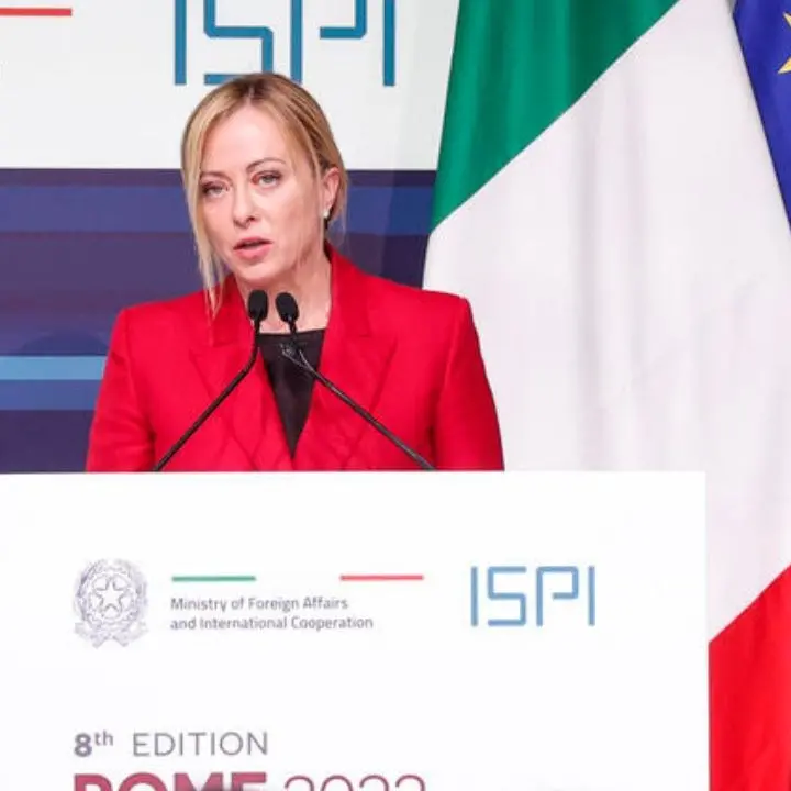 Migranti, l’allarme di Meloni: «Flussi ormai ingestibili solo dall’Italia. Serve più Ue sul fronte sud»