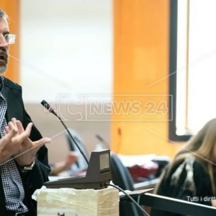 Il pentito in aula parla della presunta scalata dei clan a Forza Italia: «Ci ordinarono di votare Scopelliti e Chiaravalloti»