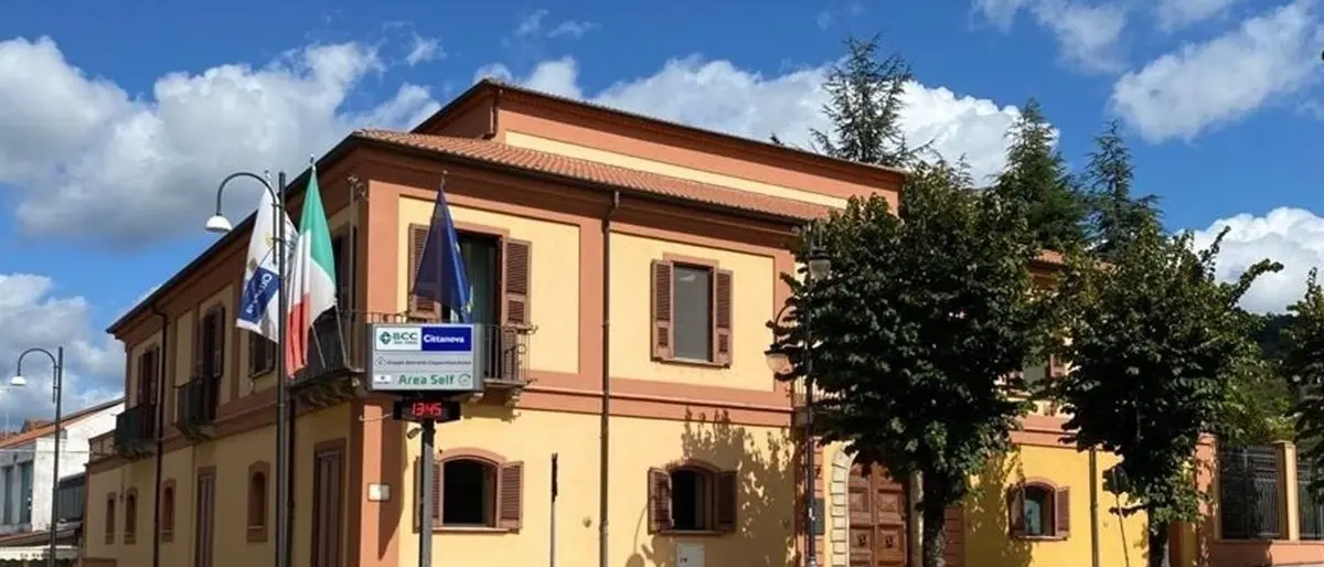 Usura bancaria, assolti 8 dirigenti della Bcc di Cittanova: il fatto non costituisce reato