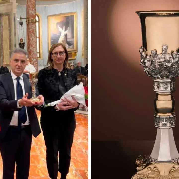 Dalla Calabria un calice per il Santuario di Pompei. E l’orafo Spadafora annuncia: «Pronta un’opera sacra per l’Abbazia Florense»