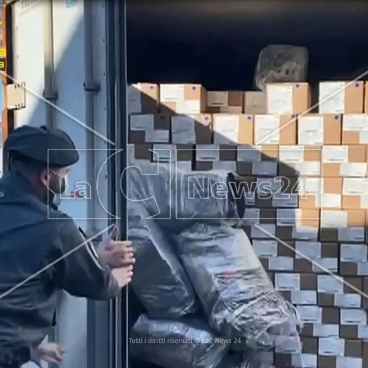 «Così facevamo arrivare tonnellate di coca della ’ndrangheta a Gioia», il narcos pentito racconta gli affari con i clan
