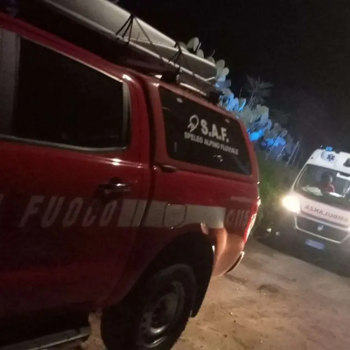 Tenta di recuperare un ovino ma cade in una scarpata di 50 metri, 80enne salvato dai vigili del fuoco nel Vibonese