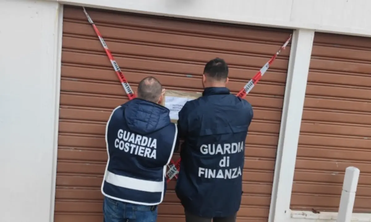 Lido adibito a ristorante, a Schiavonea scatta il sequestro per abusivismo