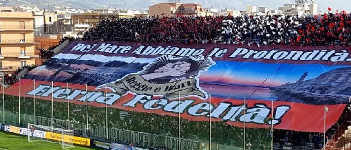 Reggina-Bari, sabato al Granillo torna il gemellaggio: sarà spettacolo anche sugli spalti