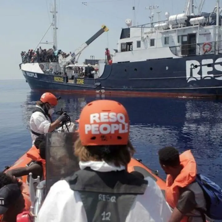 Migranti, missioni umanitarie nel Mediterraneo: al via la raccolta fondi natalizia di ResQ Calabria