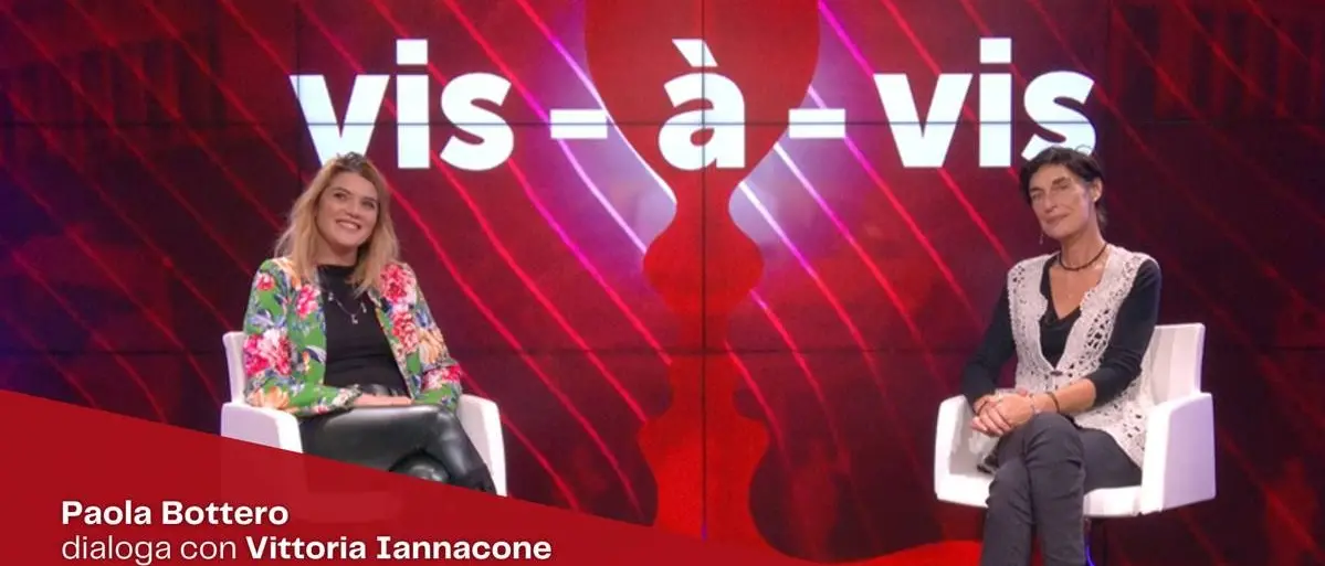 Vis-à-Vis, la cantante Vittoria Iannacone protagonista della puntata di questa sera
