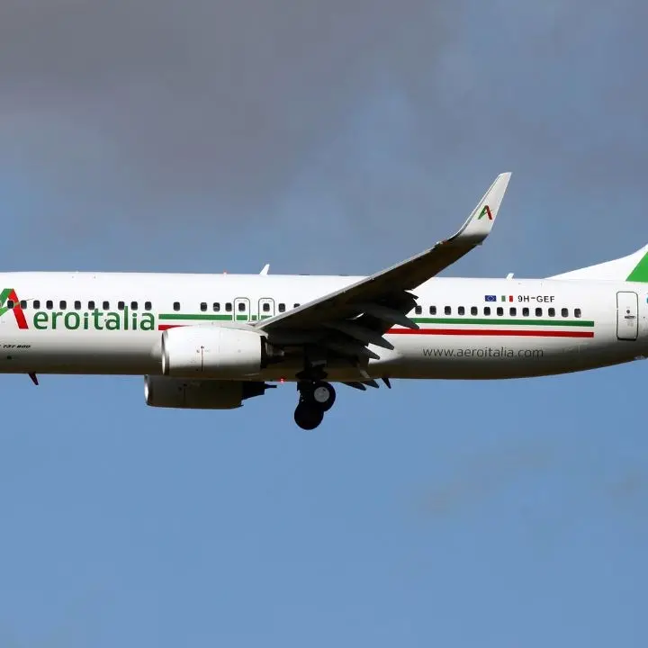Aeroporti Calabria, nel 2023 due nuovi voli per Milano e Firenze da Lamezia Terme e Reggio