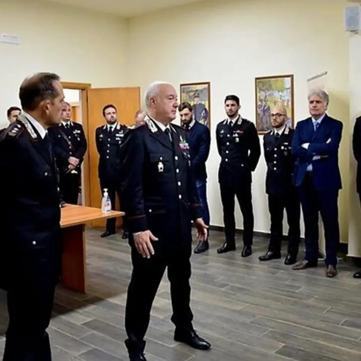 Il generale Salsano fa visita ai carabinieri del Comando provinciale di Crotone