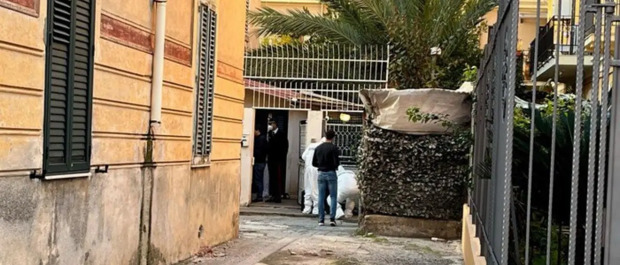 Reggio Calabria, cadavere di un 39enne ritrovato in una casa: sul corpo segni di ferite da taglio