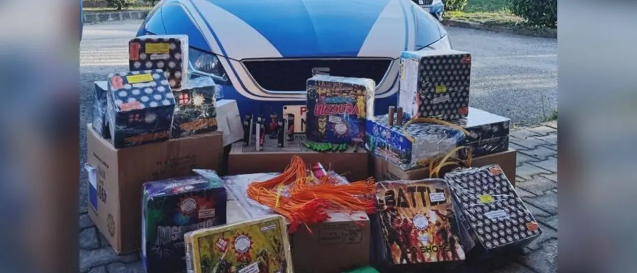 Nascondeva in casa 6 chili di di fuochi d‘artificio illegali: denunciato un uomo nel Vibonese