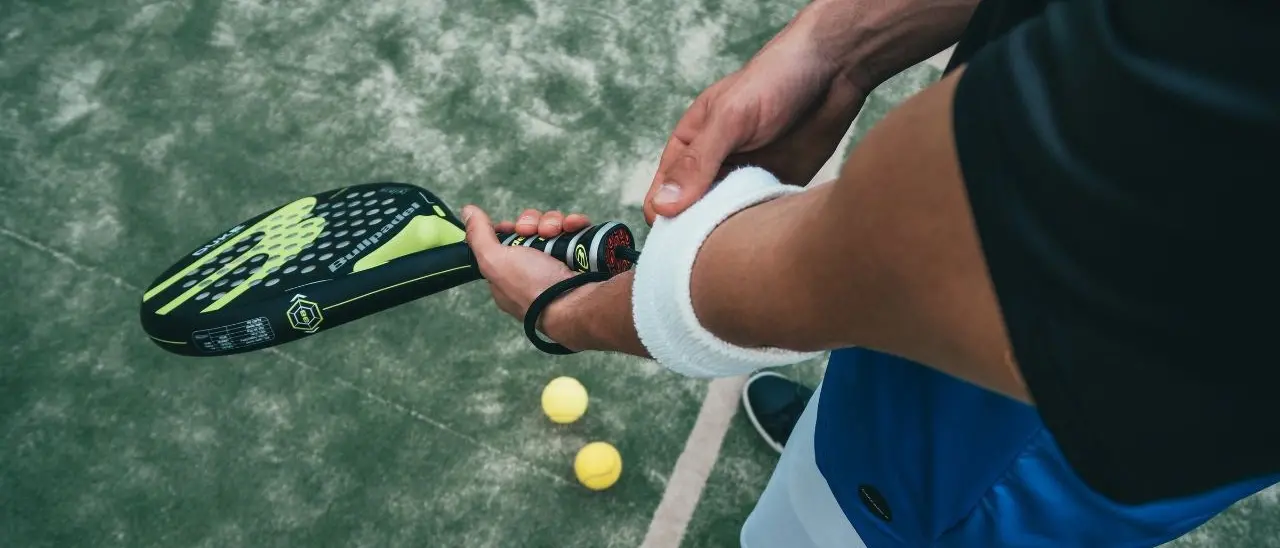 I tentacoli della ’ndrangheta anche sui campi di Padel: un arresto e 8 impianti sequestrati a Milano