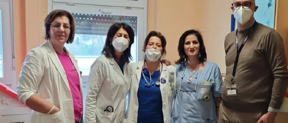 All’ospedale di Crotone donati oltre 700 libri: arricchiranno la biblioteca allestita in Pediatria