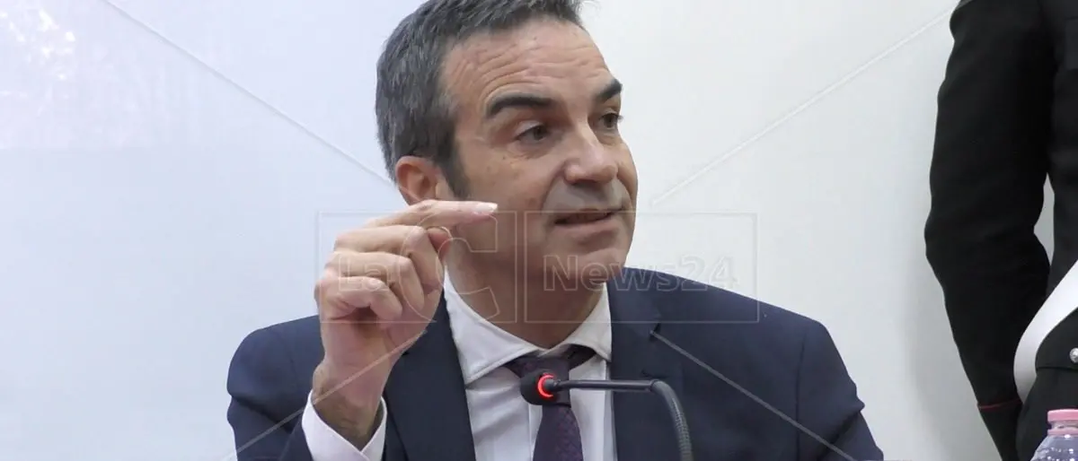 Ok Stato-Regioni per contributo di solidarietà, Occhiuto: «300 mln di euro in più da qui al 2025»