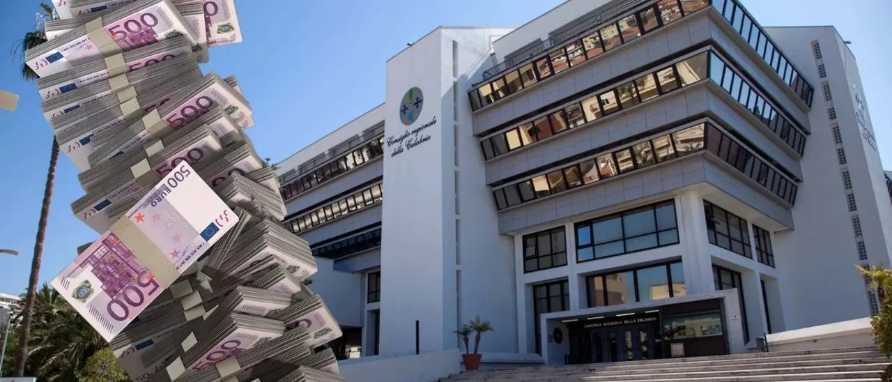 Non solo vitalizi, agli ex consiglieri anche 240mila euro per la loro associazione che si batte per… i vitalizi