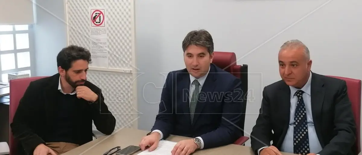 Voto disgiunto e soglia di sbarramento al 3%, ecco la proposta di modifica della legge elettorale di Lo Schiavo e Mammoliti