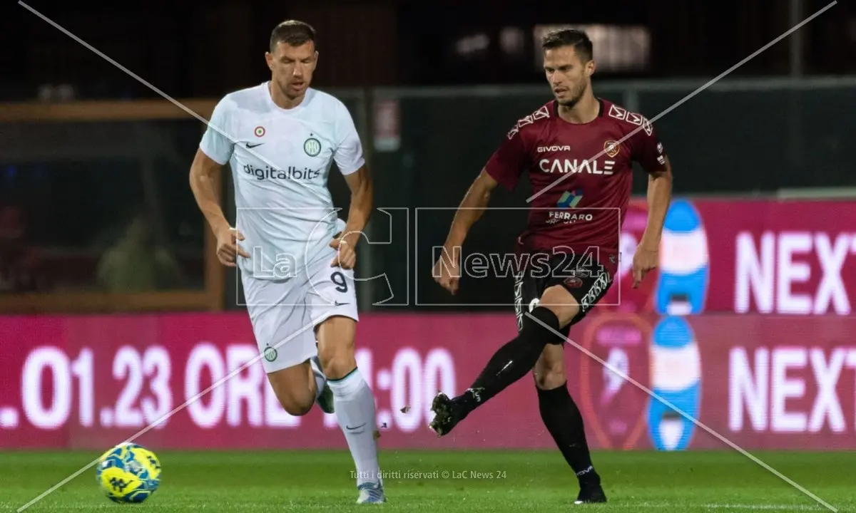 Emozioni al Granillo: l’Inter piega la Reggina 2-0, ma bella figura amaranto nell’amichevole di lusso