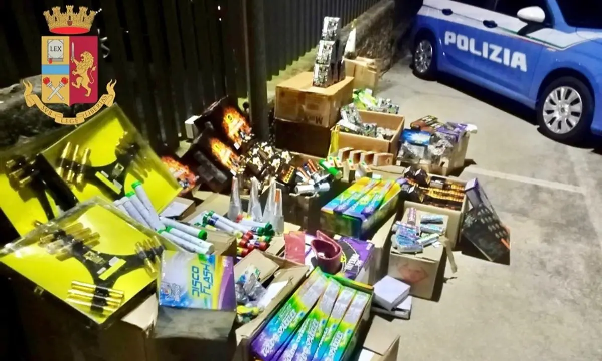 Sequestrati oltre 100 chili di fuochi d’artificio illegali nel Vibonese, tre denunce