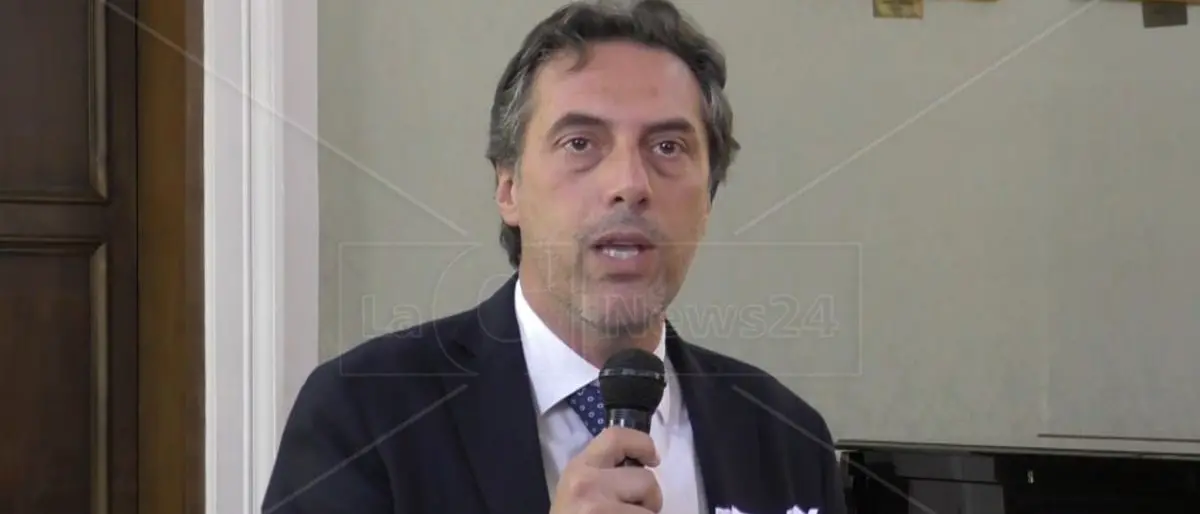 Medicina all’Unical, Fiorita: «Faremo muro se non verrà ampliata l’offerta didattica dell’Umg di Catanzaro»