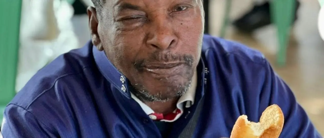 Cosenza, il Natale degli ultimi nella Casa San Francesco d’Assisi: «Lasciarsi servire è un atto di coraggio»