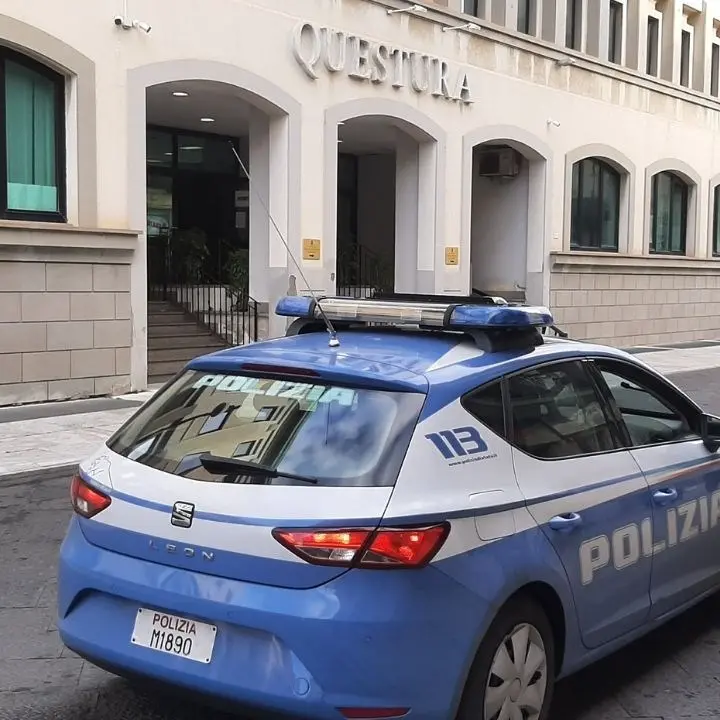 Arrestati due presunti scafisti, sono accusati di favoreggiamento dell’immigrazione clandestina