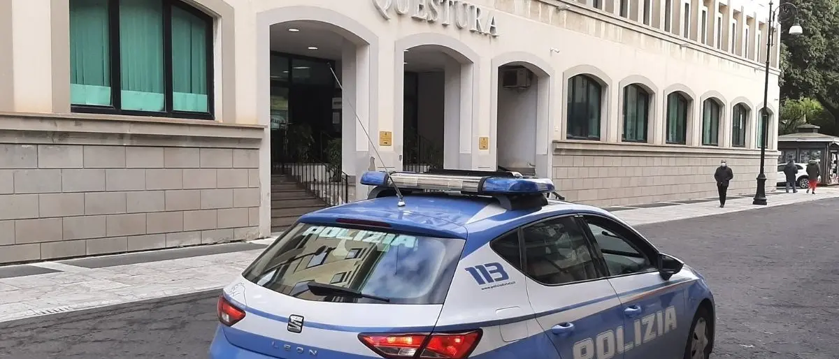 Arrestati due presunti scafisti, sono accusati di favoreggiamento dell’immigrazione clandestina