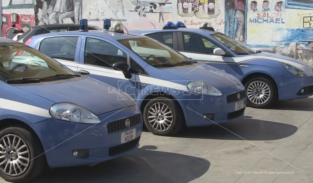 Cosenza, nascondeva in casa una pistola con matricola abrasa pronta all‘uso: arrestato