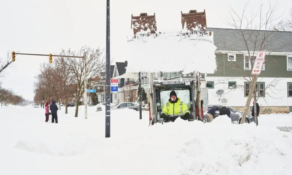 Tempesta di neve e ghiaccio nel Nord America, almeno 38 morti tra Stati Uniti e Canada