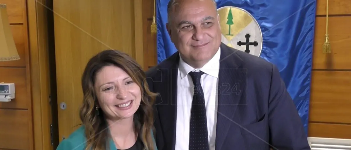 Comune di Locri, finisce l’era Calabrese: la fascia tricolore passa al suo vice Fontana