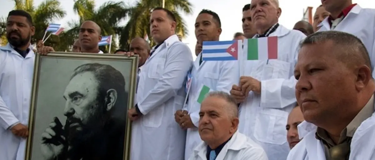 Arrivati in Calabria i primi medici cubani, trascorreranno la notte a Cosenza e domani incontreranno Occhiuto