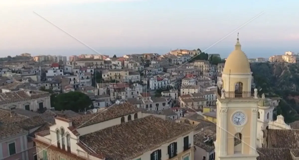 Fiere di Schiavonea, approvato il nuovo avviso: 291 posteggi per l’edizione di novembre\n