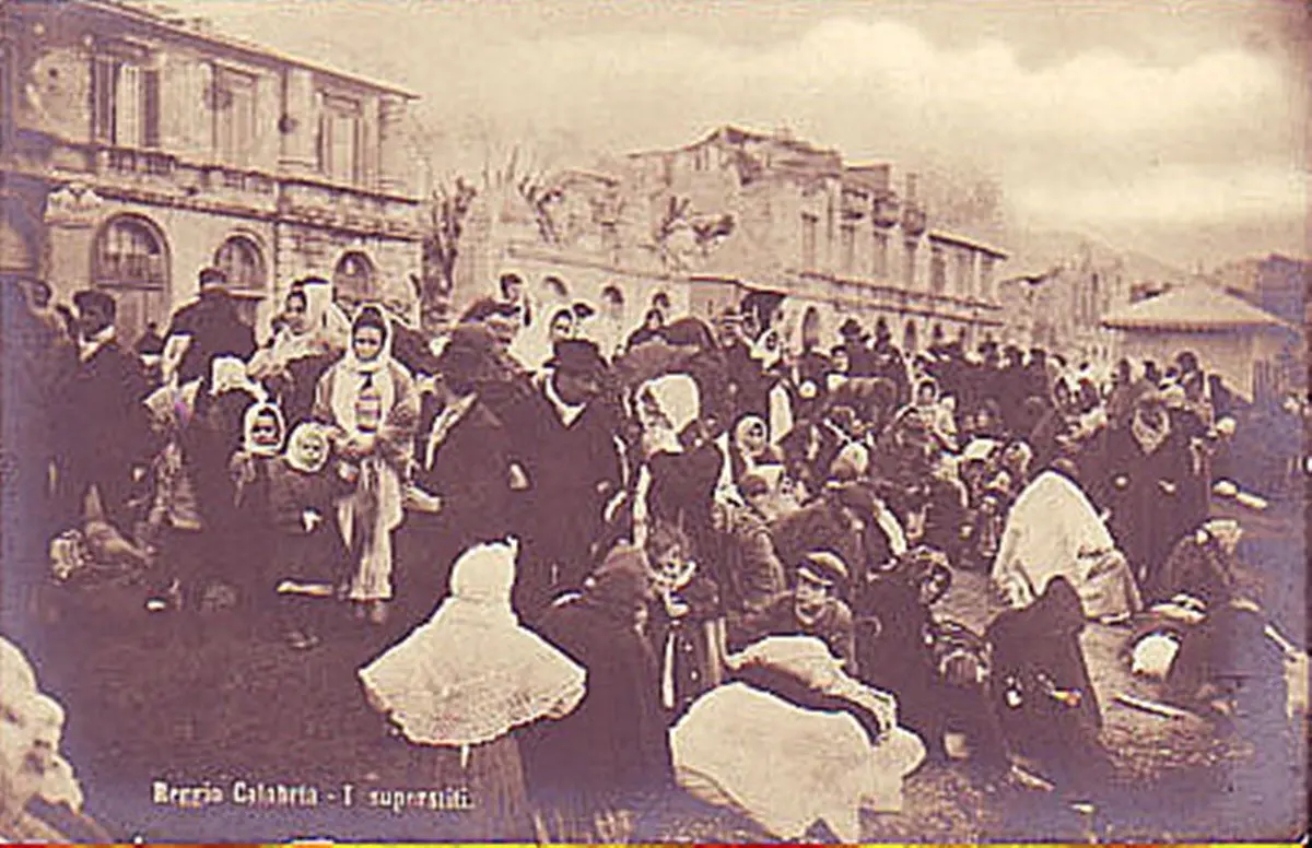 Le strade distrutte, le vittime e i palazzi crollati: così il terremoto del 1908 devastò Reggio Calabria e Messina