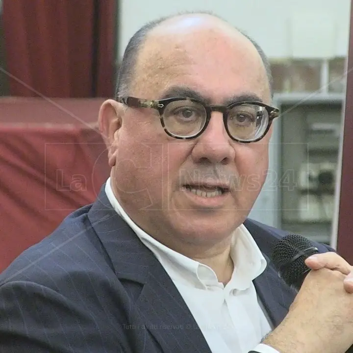 Guccione (Pd) promuove Occhiuto: «Sulla Sanità siamo a una svolta, basta polemiche sterili»