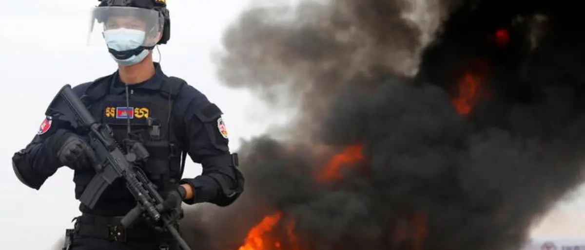 Drammatico incendio in Cambogia: a fuoco un hotel casinò, morte nel rogo almeno 10 persone