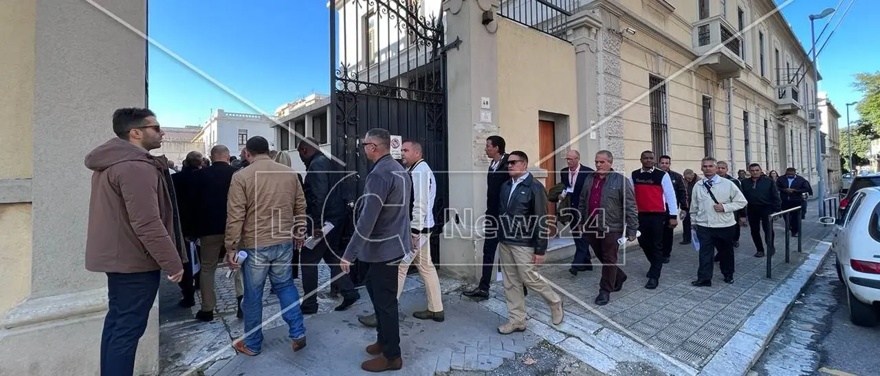In Prefettura a Reggio Calabria i 50 medici cubani, attesa domani l’ambasciatrice Averhoff