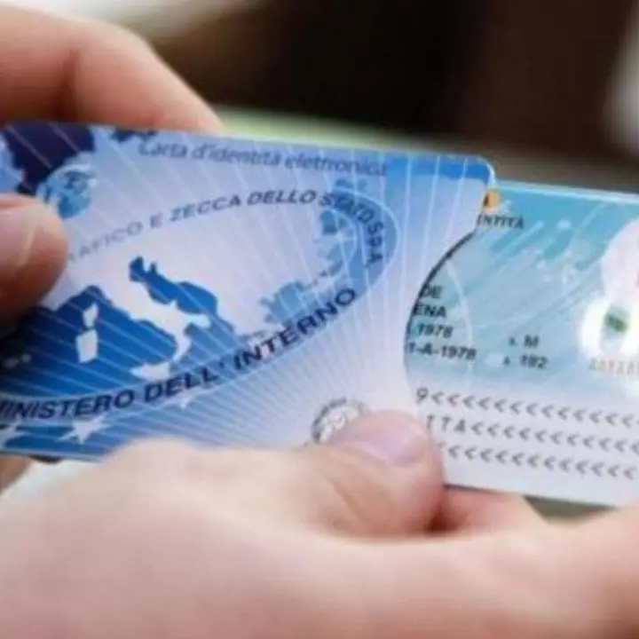 Carta d’identità elettronica per i minori, ecco perché il Governo sbaglia