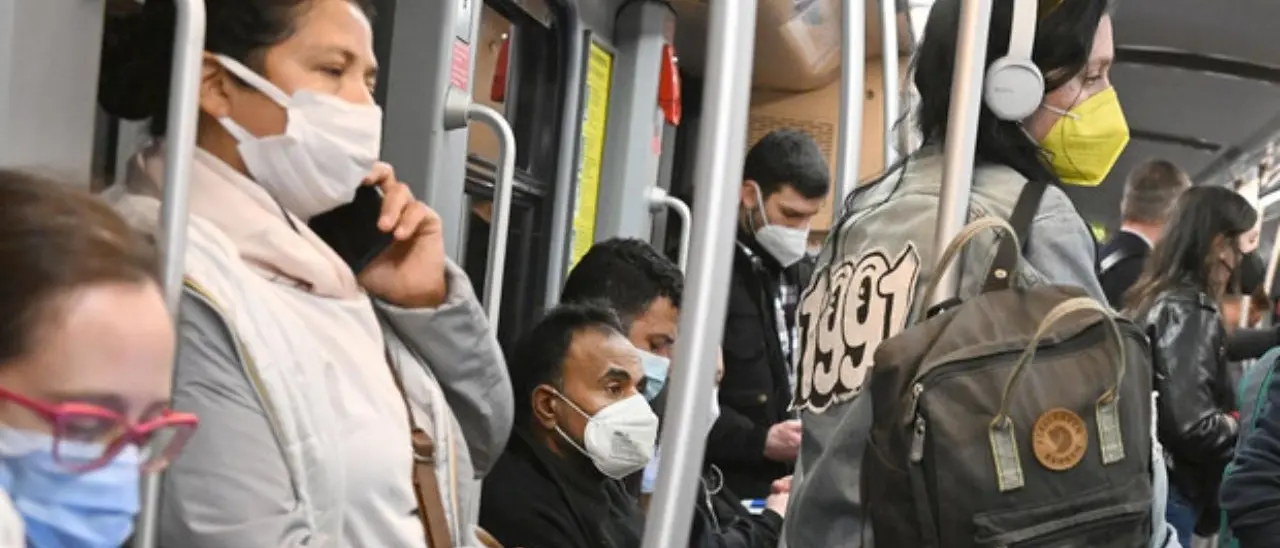 Mascherine, vaccini ed eventi di massa: le misure del governo in caso di peggioramento della situazione